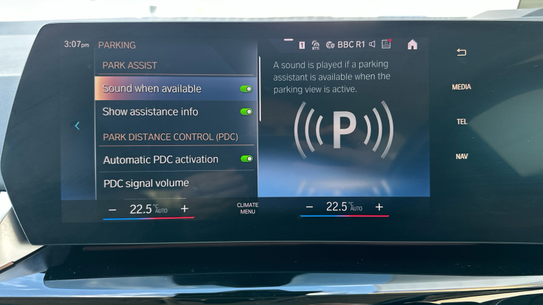 BMW 2 Series 220i MHT Luxury 5dr DCT [Tech Plus Pack] Petrol Hatchback